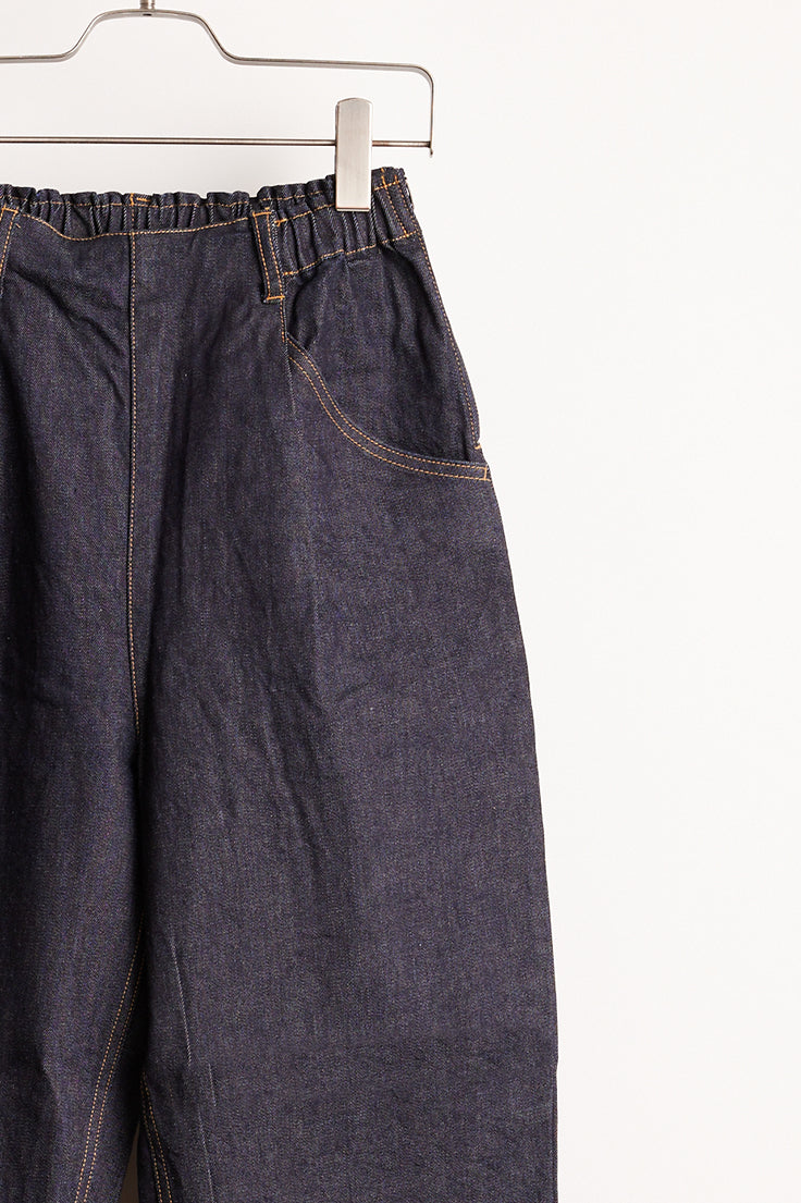 Tapered denim pant